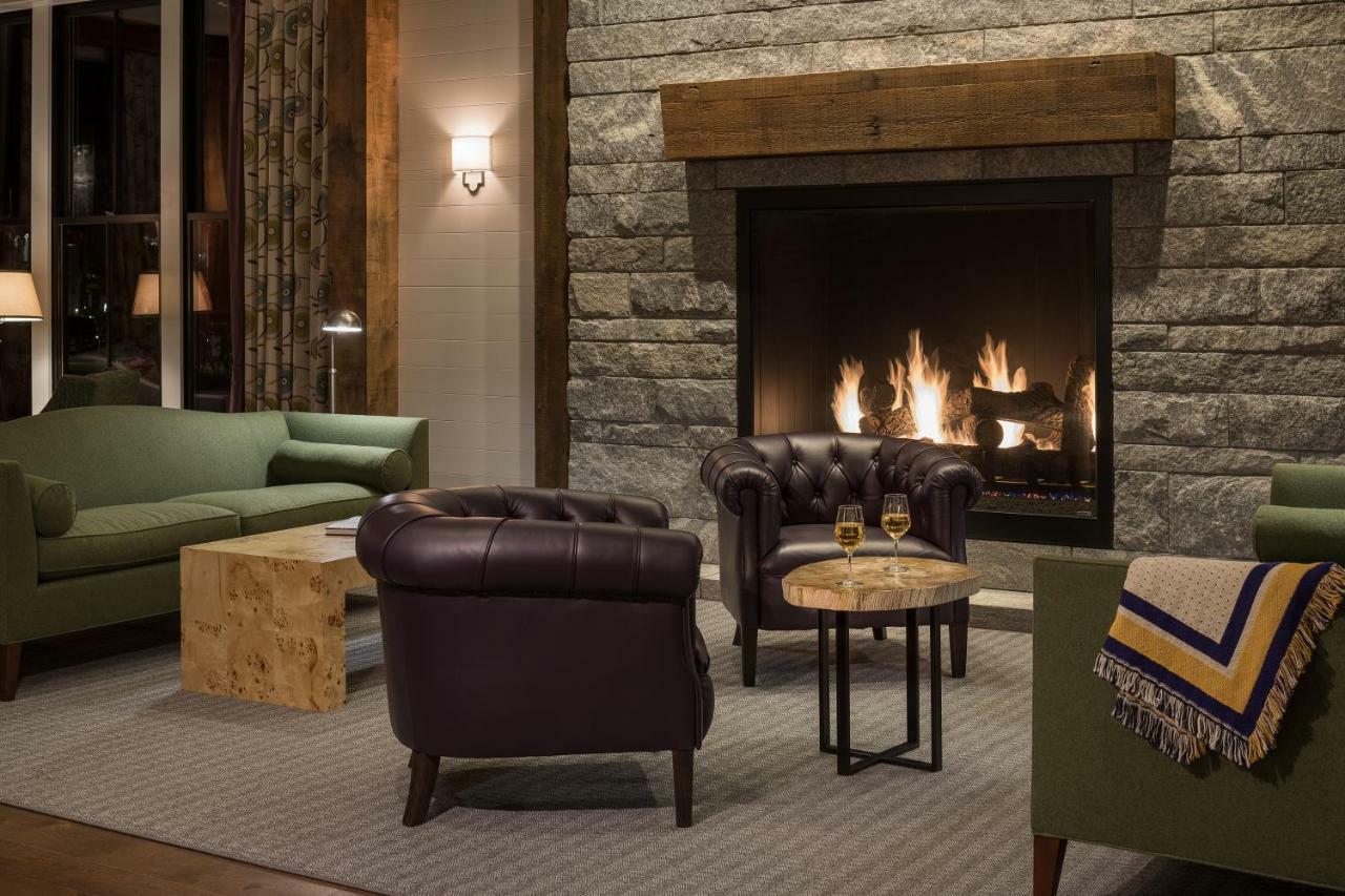 The Williams Inn Williamstown Bagian luar foto